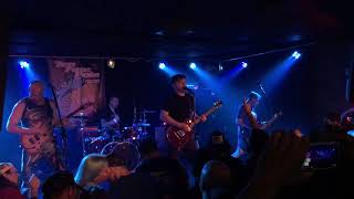 Ten foot pole - broken bubble qc city