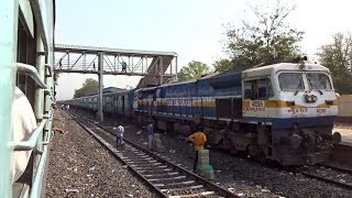 preview picture of video 'KINWAT | Nandigram Express Meets Patna Purna Express & Krishna Express | Indian Railways'