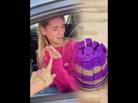 POV: Je telt alle auto’s thuis 🚗😂#pov #funny #fyp #fun #comedy #skit #shorts #foryou