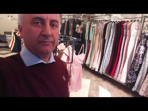 download lagu mp3 mp4 Queen Street Dress Boutiques, download lagu Queen Street Dress Boutiques gratis, unduh video klip Queen Street Dress Boutiques