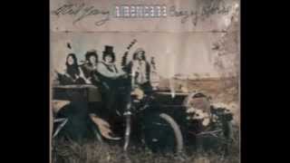 Neil Young and Crazy Horse - High Flying Bird