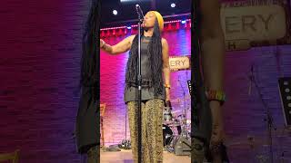 Floacist singing "Breathe". ALL RIGHTS RESERVED TO THE FLOACIST. #cciradioshow