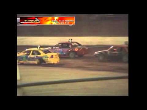 Modified Production: Todd Doyle Racing with 3 Wheels - Kingaroy Speedway