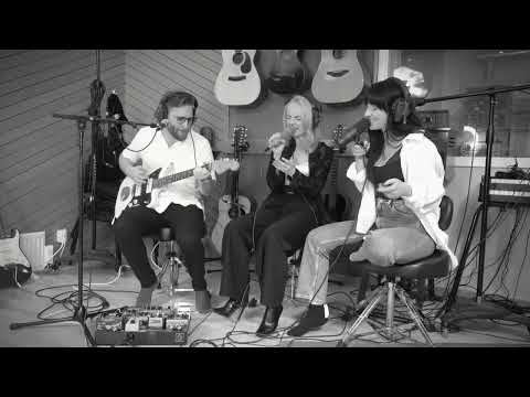 Anna Bergendahl, Isa Molin - How Do You Know (Live Stripped Down Version)