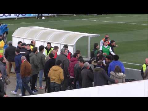 Gol de Cotán tras la expulsión de Madrigal y final del partido