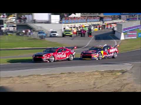 FULL BATTLE: Kostecki and van Gisbergen's dramatic race to the flag | Supercars 2023