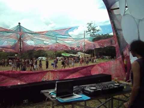 Twelve sessions Live @ Zuvuya Festival 2013