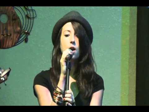 Sittin on the Dock of the Bay cover sang by Georgia Grace at Family Music Room 2010