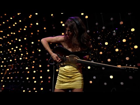 Tropical Fuck Storm - Bloodsport (Live on KEXP)