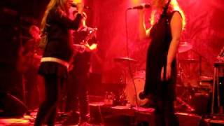 Scandinavian Music Group - Kaikki Nuoret Tyypit Live@Tavastia 26.12.09 HQ