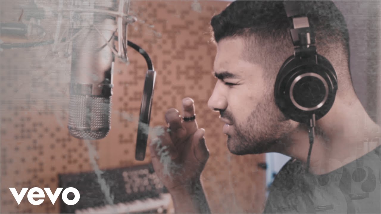 Dilsinho - 12 Horas (Lyric Video) ft. Marília Mendonça