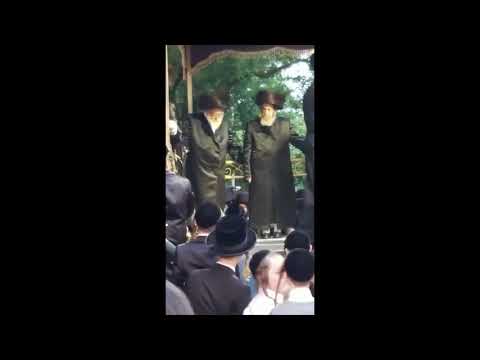 Toldos Aharon Rebbe At A Chupa In Boro park - 21 Sivan 5781