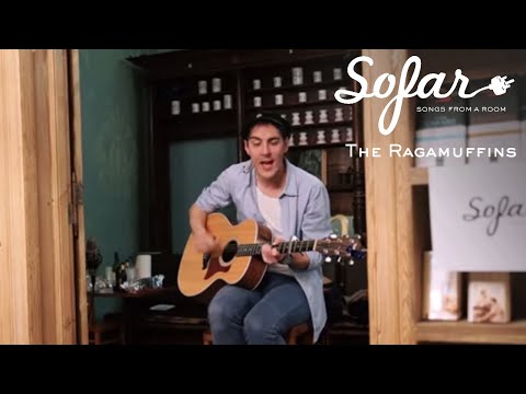 The Ragamuffins - It Never Rains On Mossley Hill | Sofar Berlin