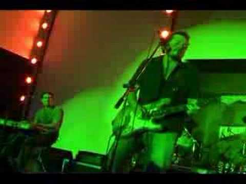 download lagu mp3 mp4 Satisfaccion Garantizada, download lagu Satisfaccion Garantizada gratis, unduh video klip Satisfaccion Garantizada