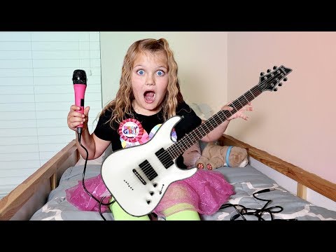 download lagu mp3 mp4 Rock Star Birthdays, download lagu Rock Star Birthdays gratis, unduh video klip Rock Star Birthdays