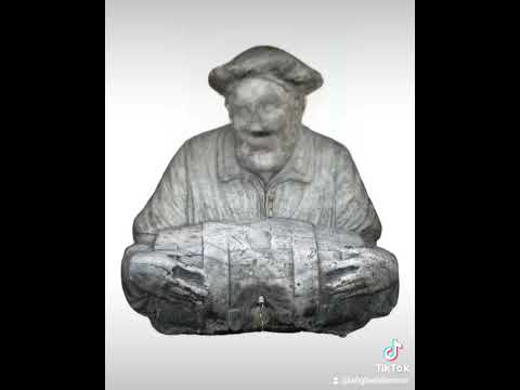 Ciao so la statua del facchino @lafigliadellamore7505