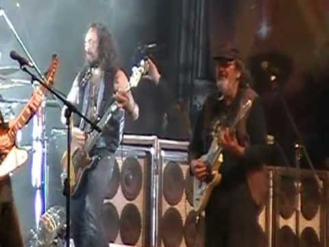 Hace casi 2000 años La Renga Con Edelmiro Molinari en Mar del Plata 12 de Mayo de 2012