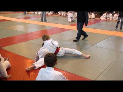 20101128150736 - Combat Floflo