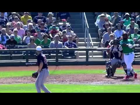 Yasiel Puig clobbers a grand slam