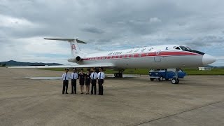 preview picture of video 'Air Koryo Tu-134 takeoff approach landing cockpit @ DSO Sondok FNJ Pyongyang Airport'