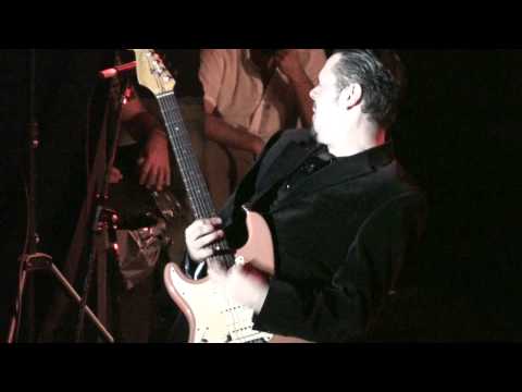 Igor Prado (Brasil): "Drive at home". Bs.As. Blues Festival. 26-11-12