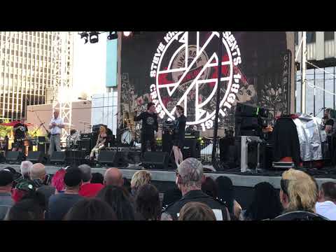 Steve Ignorant w/ Paranoid Visions - Big A Little A (Crass)