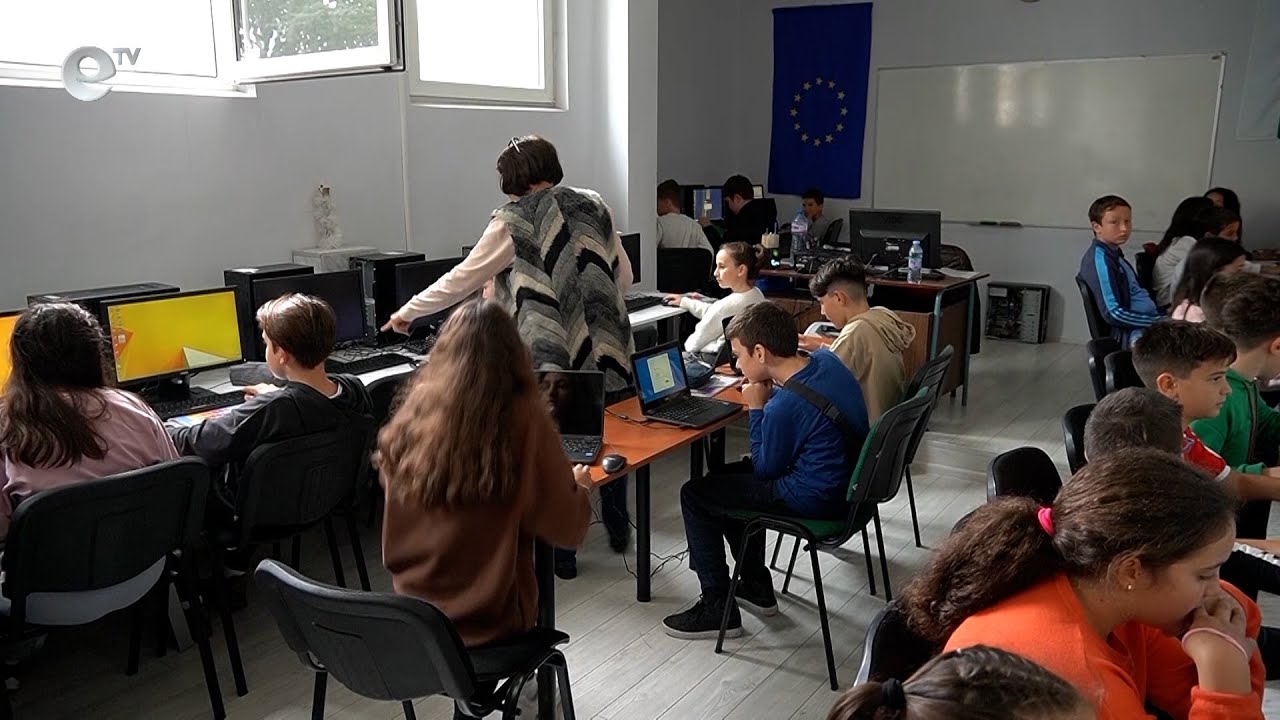 В Кърджали представиха образователната платформа „Дигитална раница“