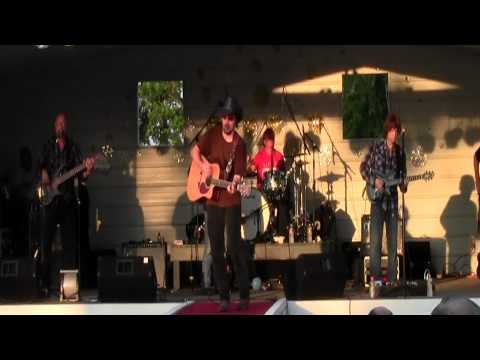 Rickie Lee Tanner Band performing Fast Lane at Bucklin, MO.