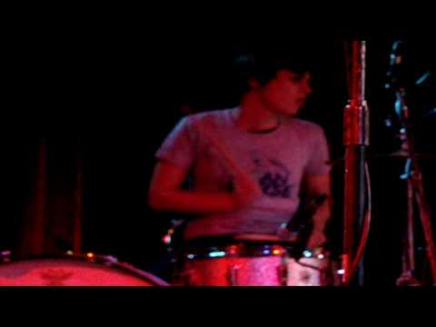 15/16 Kaki King - (Encore 1/2) Kaki On Drums! Gouge Both Your Eyes [But Eat Only One] (HD)