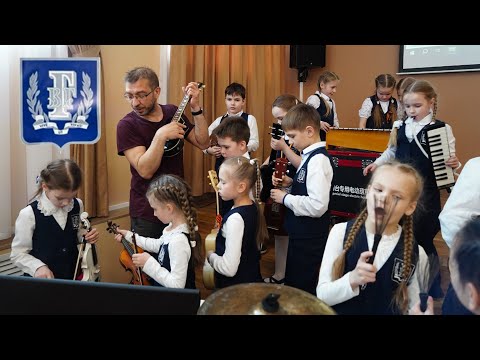 Русское Поле  |  Russian Field