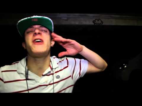 Cody Anderson, Hurikane, Dada - Make Me Feel Clip officiel b