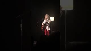 Tori Kelly Performing &#39;Keep on Singin&#39; My Song&#39; By Christina Aguilera at Acoustic Sessions