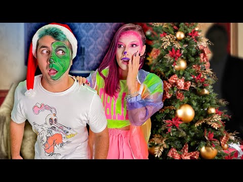 MALOUCOS E A HISTÓRIA ENGRAÇADA DE NATAL !!! ( Christmas )