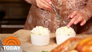 Thanksgiving Recipes: Make Sandra Lee’s Cornbread Stuffing | TODAY