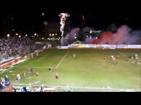 "MORON!!!  DESPEDIDA DEL  FRANCISCO URBANO" Barra: Los Borrachos de Morón &bull; Club: Deportivo Morón