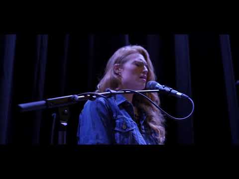 Freya Ridings - 1973 (James Blunt cover)