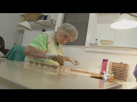 'I Like My Job': After 70 Years On The Job, Chocolate Dipper Ready To Enjoy Sweet Retirement