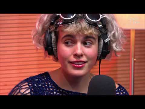 KiKi - Jaz pa ne spim - Jutra ob kavi so še lepša ob kitari