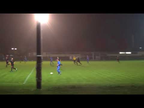 Dąb Wieliszew - Hutnik Warszawa 1:1 k. 1:4