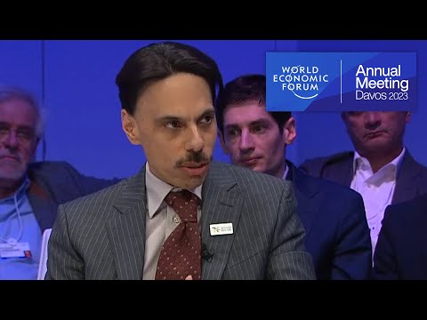 Dr. Mohamad Al-Ississ participates in a World Economic Forum panel event on the Middle East.