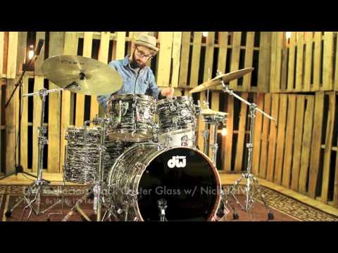 DW Drums Collector's Black Oyster Glass With Nickel Hardware