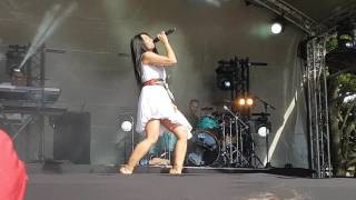 Anggun-Perfect world live a fresnes le 22/06/2016