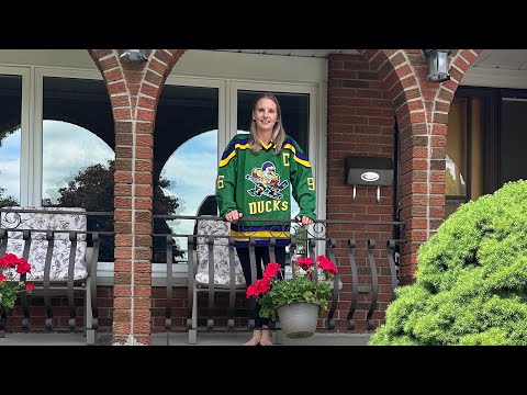 Amy Hluchyj Real Estate - 233 Lawnhurst Court, Hamilton, ON