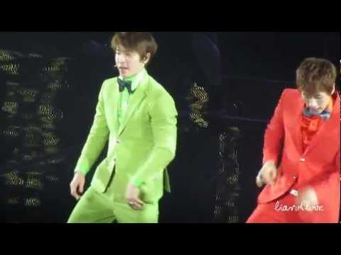 120219 - SS4 in Singapore - Donghae Solo -  这是爱 & 떴다 오빠