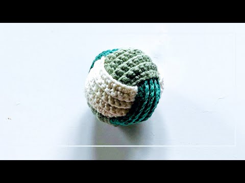 QUICK AND EASY: Crochet a ball WITHOUT rounds or crocheting a circle | DIY ball | Craft a ball