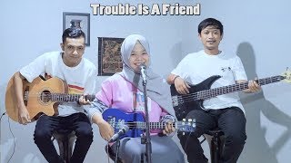 Download lagu Lenka - Trouble Is A Friend Cover by Ferachocolatos ft. Gilang & Bala mp3 Download lagu Lenka - Trouble Is A Friend Cover by Ferachocolatos ft. Gilang & Bala mp3