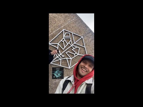 😲Brooks finished his new song with Vluarr in the STMPD RCRDS studio!😲