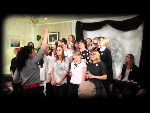 Slynkören - Just idag är jag stark (live at Kafé Zeppelin)