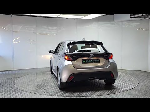 Toyota Yaris 1.5 Hybrid 5Dr Luna - Image 2