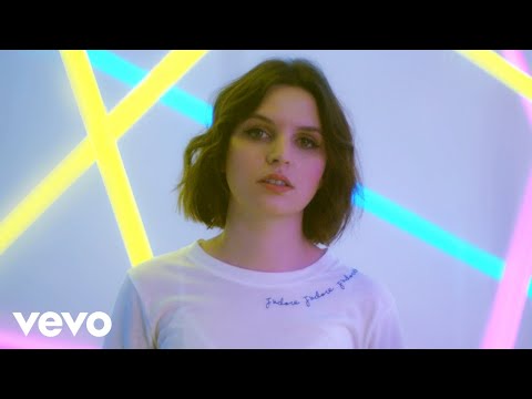download lagu mp3 mp4 Emma Blackery Agenda, download lagu Emma Blackery Agenda gratis, unduh video klip Emma Blackery Agenda
